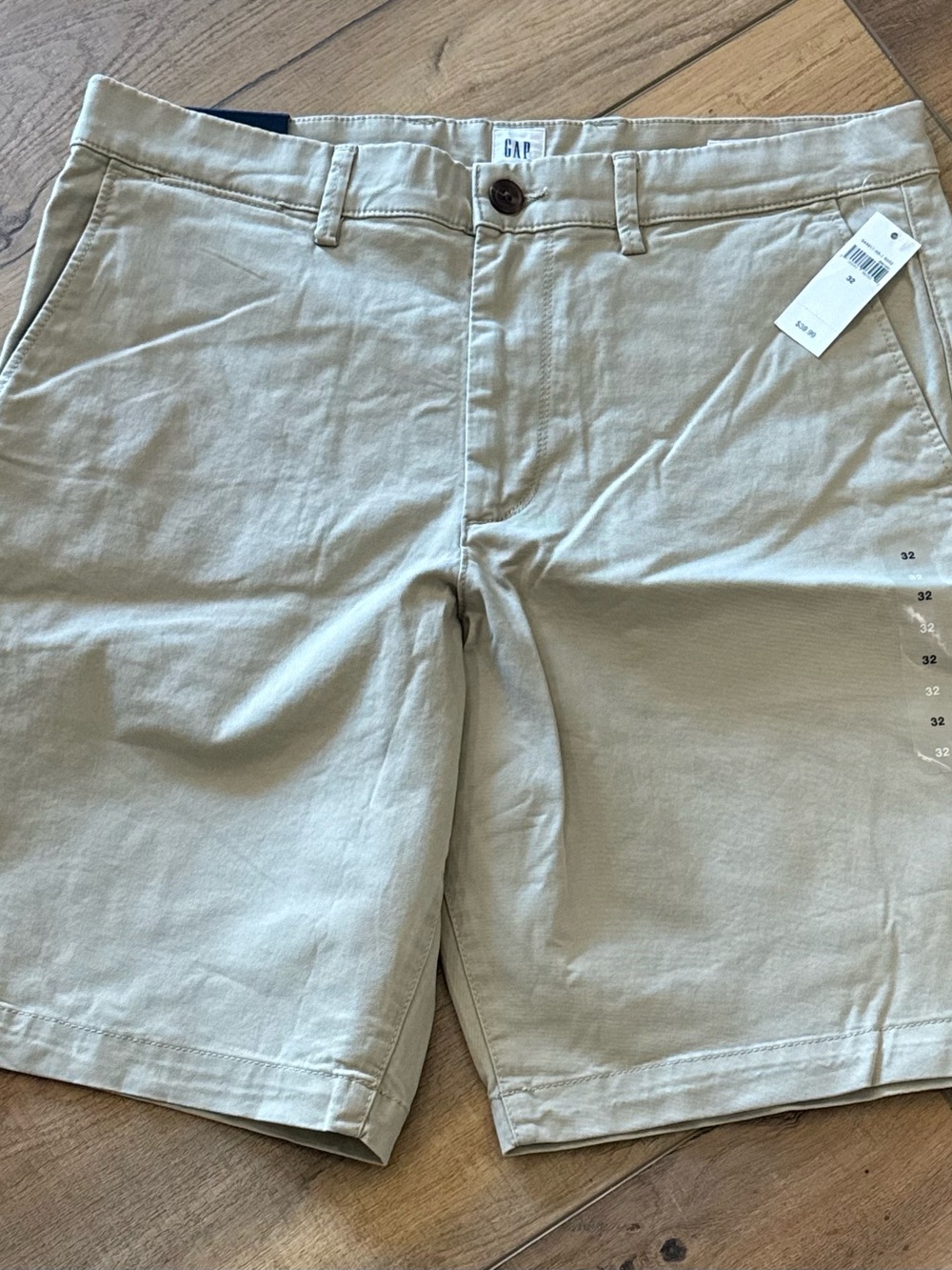 GAP Flex Men's Khaki Shorts 32